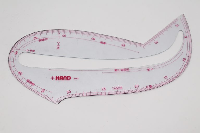 The Tools of a Bespoke Pattern Maker 1 D064 14 450